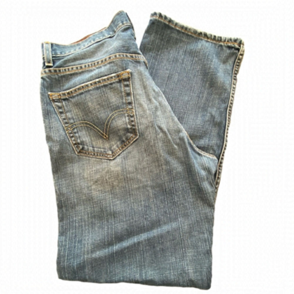 Men's Levi's Relaxed Straight May 2007 make in Mexico medium wash size 34/32